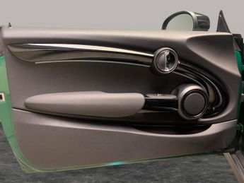 Mini Electric Hatch Cooper SE 32.6kWh Level 2 (184 ps) - ROOF AND MIRROR CAPS - BLAC