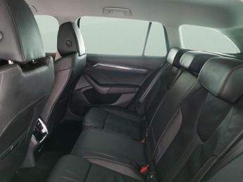 Skoda Octavia 1.4 TSI iV 13kWh SE L Plug-in DSG (204 ps) - ACTIVE LANE ASSIST