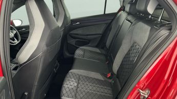 Volkswagen Golf 1.5 eTSI MHEV R-Line DSG (150 ps) - SPORTS SEATS - PRIVACY GLASS
