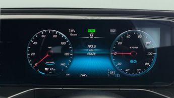 Mercedes-Benz EQC EQC 400 80kWh AMG Line 4MATIC (408 ps) - HEATED LEATHER - COMFOR