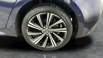 Toyota Corolla 1.8 VVT-h Design CVT (140 ps) - HEATED SEATS - LANE DEPARTURE AL