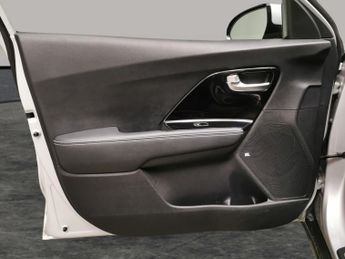 Kia Niro 64kWh 4 (201 bhp) - HEATED STEERING - LANE DEPARTURE  - HEAT PUM