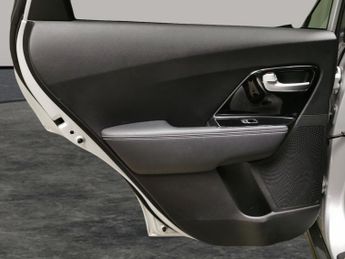Kia Niro 64kWh 4 (201 bhp) - HEATED STEERING - LANE DEPARTURE  - HEAT PUM