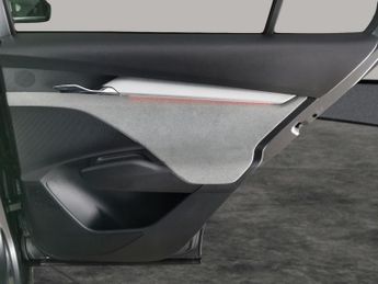 Skoda Enyaq 82kWh 80 (DC125kW) (204 ps) - SMARTLINK - REVERSE CAM - NAV