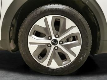Kia Niro 64kWh 4 (201 bhp) - HEATED STEERING - LANE DEPARTURE  - HEAT PUM