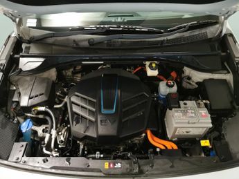 Kia Niro 64kWh 4 (201 bhp) - HEATED STEERING - LANE DEPARTURE  - HEAT PUM