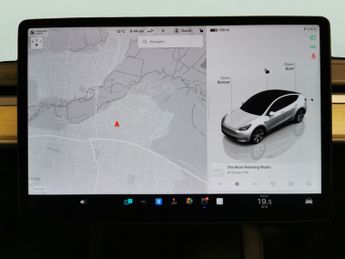 Tesla Model Y SUV RWD (346 ps) - HEATED STEERING - BLIND SPOT ASSIST - WIFI