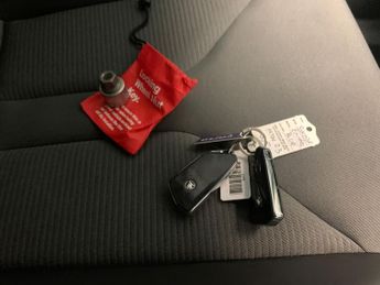 Skoda Enyaq 62kWh 60 (DC120kW) (179 ps) - NAV - WIFI - BLUETOOTH