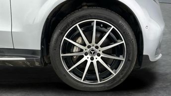 Mercedes-Benz EQC EQC 400 80kWh AMG Line 4MATIC (408 ps) - HEATED LEATHER - COMFOR