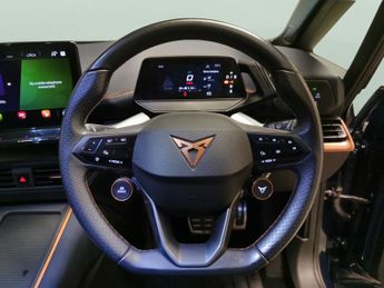 Cupra Born e-Boost 77kWh V3 (4 Seat) (230 ps) - WIRELESS CHARGER - CLIMATE 