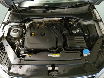 Volkswagen Passat 1.5 TSI EVO SEL DSG (150 ps) - PADDLE SHIFT - PARK SENSORS - AIR