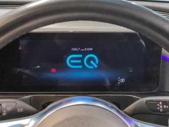 Mercedes-Benz EQC EQC 400 80kWh AMG Line (Premium Plus) 4MATIC (408 ps) - SELF PAR