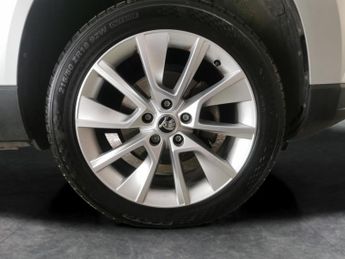 Skoda Karoq 1.5 TSI ACT SE L DSG (150 ps) - SMARTLINK - REVERSE CAM - NAV