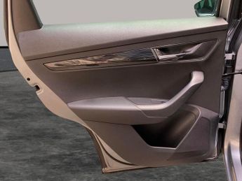 Skoda Karoq 1.6 TDI SE L DSG (115 ps) - REVERSE CAM - SMARTLINK - NAV