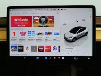 Tesla Model Y SUV RWD (346 ps) - HEATED STEERING - BLIND SPOT ASSIST - WIFI