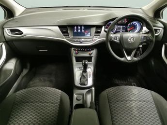 Vauxhall Astra 1.5 Turbo D Business Edition Nav (122 ps) - CRUISE - AIR CON - D