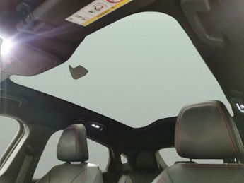 Ford Mustang Mach-e Extended Range 91kWh Automatic AWD (351 ps) - KEYLESS ENTRY - PA