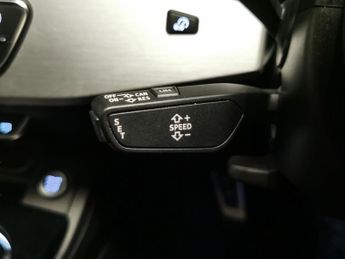 Audi A4 2.0 TDI 35 S line S Tronic (163 ps) - ELECTRIC SEATS - BLUETOOTH