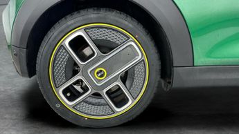 Mini Electric Hatch Cooper SE 32.6kWh Level 2 (184 ps) - STORAGE COMPARTMENT PACK