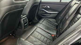 BMW 3 Series 2.0 330e 12kWh M Sport Plug-in (292 ps) - PERFORMANCE CONTROL - 