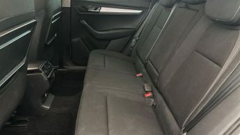 Skoda Karoq 1.5 TSI ACT SE Drive DSG (150 ps) - PRIVACY GLASS - ISOFIX