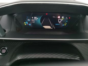 Peugeot E-2008 50kWh GT Premium (136 ps) - KEYLESS ENTRY - LED - REVERSE CAM