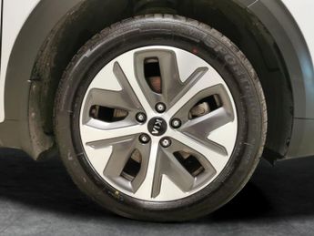 Kia Niro 64kWh 4 (201 bhp) - HEATED STEERING - LANE DEPARTURE  - HEAT PUM