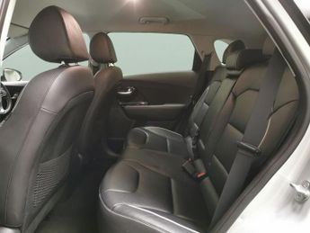 Kia Niro 64kWh 4 (201 bhp) - HEATED STEERING - LANE DEPARTURE  - HEAT PUM