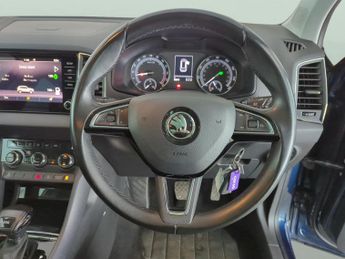 Skoda Karoq 1.6 TDI SE DSG (115 ps) - 17IN ALLOYS - SD CARD MEDIA INPUT