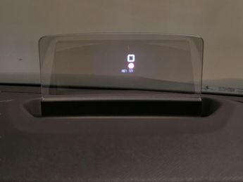 Citroen e-C4 50kWh Shine (136 ps) - REVERSE CAM - HEATED STEERING - BLIND SPO