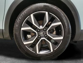 Citroen e-C4 50kWh Shine (136 ps) - REVERSE CAM - HEATED STEERING - BLIND SPO