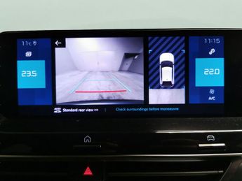 Citroen e-C4 50kWh Shine (136 ps) - REVERSE CAM - HEATED STEERING - BLIND SPO