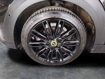 Mini Electric Hatch Cooper SE 32.6kWh Level 3 (184 ps) - CARPLAY - PARK ASSIST - LED