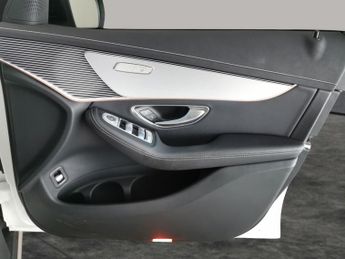 Mercedes-Benz EQC EQC 400 80kWh Sport 4MATIC (408 ps) - HEATED LEATHER - MIRROR PA