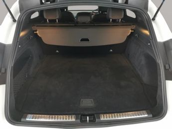 Mercedes-Benz EQC EQC 400 80kWh Sport 4MATIC (408 ps) - HEATED LEATHER - MIRROR PA