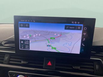 Audi A4 35 TFSI Black Edition S Tronic [Comfort+Sound] - LED - REVERSE C