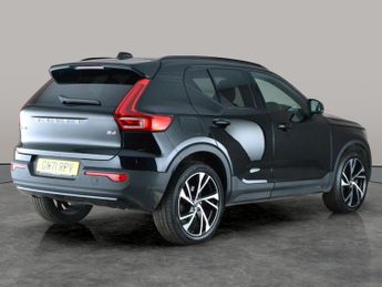 Volvo XC40 2.0 B4 MHEV R-Design Pro (197 ps) - PARK ASSIST - LED - HEATED S