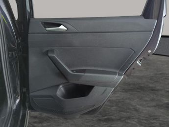 Volkswagen Polo 1.0 TSI R-Line DSG (95 ps) - LED - BLUETOOTH - PARK SENSORS