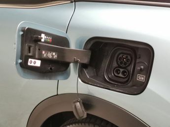 Citroen e-C4 50kWh Shine (136 ps) - REVERSE CAM - HEATED STEERING - BLIND SPO