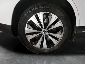 Mercedes-Benz EQC EQC 400 80kWh Sport 4MATIC (408 ps) - HEATED LEATHER - MIRROR PA