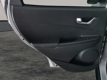 Hyundai Kona 64kWh Premium (10.5kW Charger) (204 ps) - LED - REVERSE CAM - NA