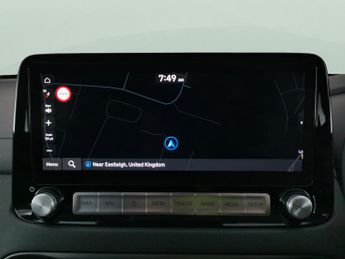Hyundai Kona 64kWh Premium (10.5kW Charger) (204 ps) - LED - REVERSE CAM - NA