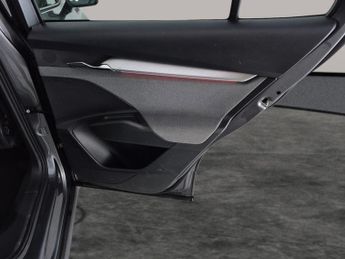 Skoda Enyaq 62kWh 60 (DC120kW) (179 ps) - SMARTLINK - NAV - WIFI