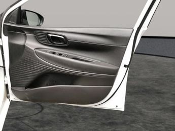 Hyundai i20 1.0 T-GDi Advance DCT (100 ps) - BLUETOOTH - CRUISE - PARK SENSO