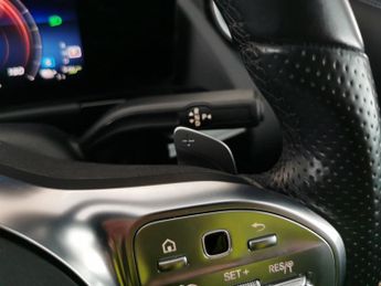 Mercedes-Benz GLA 1.3 GLA250e 15.6kWh Exclusive Edition Plug-in 8G-DCT (218 ps) - 