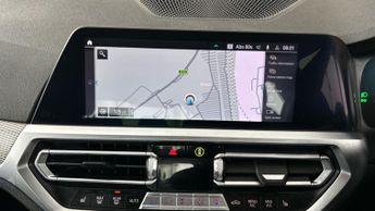 BMW 3 Series 2.0 330e 12kWh M Sport Plug-in (292 ps) - PERFORMANCE CONTROL - 