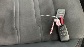 Seat Ateca 1.5 TSI EVO FR DSG (150 ps) - NAV - CRUISE - PARK SENSORS