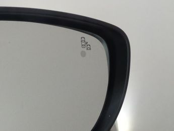 Nissan Leaf 40kWh Tekna (150 ps) - NAV - HEATED SEATS - ALCANTARA