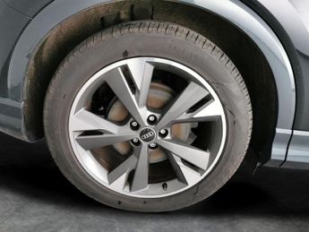 Audi Q4 E-tron 150kW 40 82kWh S Line [C+S/Tech Pack] - AUDI VIRTUAL COCKPIT - C