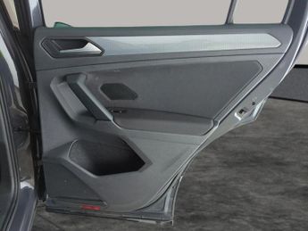 Volkswagen Tiguan 1.5 TSI Life DSG (150 ps) - LED - NAV - WIFI